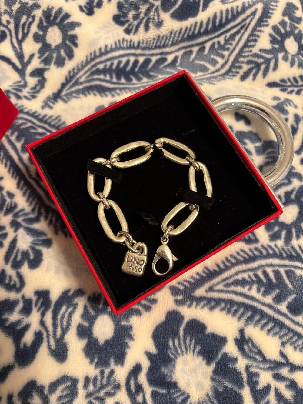 UNO de 50 Silver Chain Bracelet with Charm